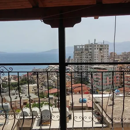 Apartment Elena Sarandë