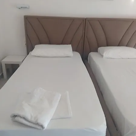 Elena Apartment *